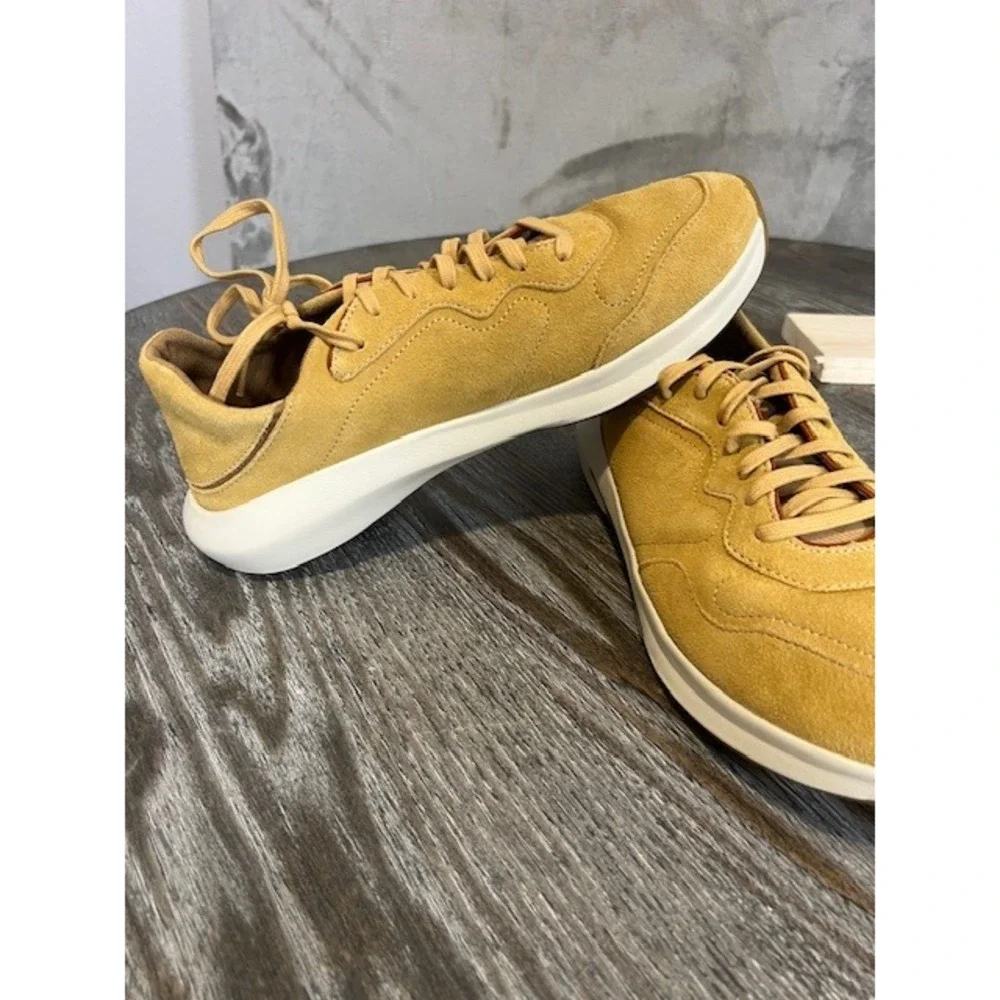OluKai Koheo 10525-GSGS‎ Ginger Suede Leather Sneakers Men's 9.5 Lightweight